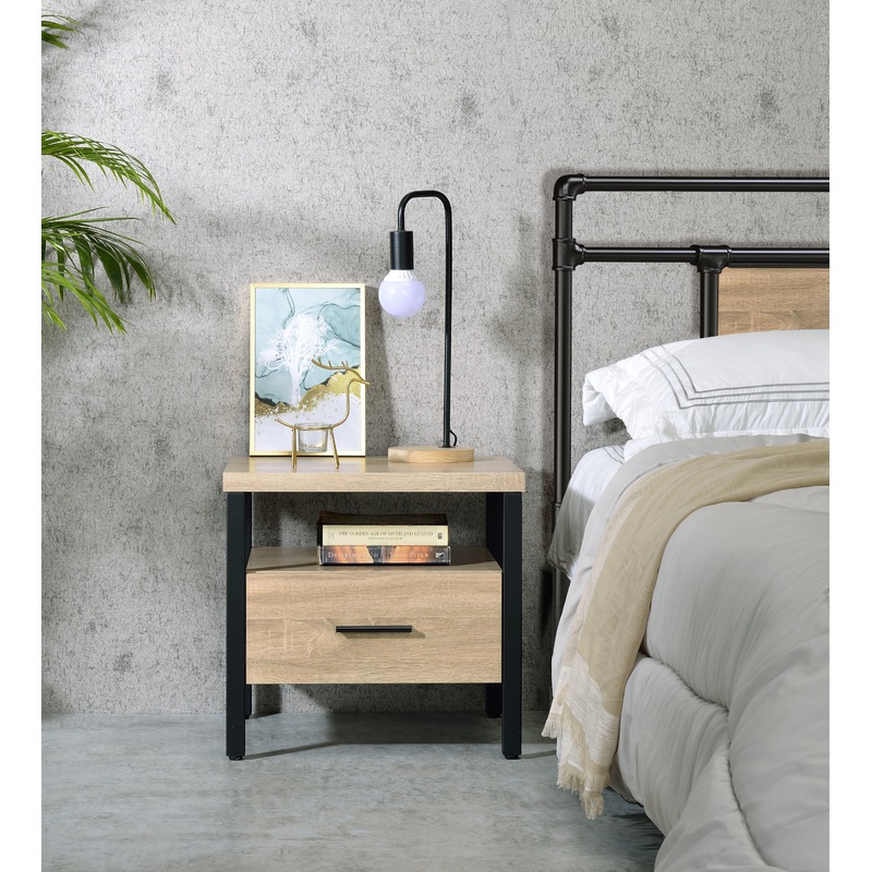 Yawan Accent Table, Oak & Black Finish