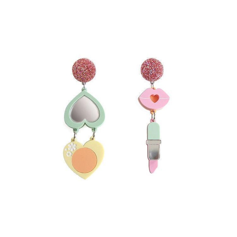 Make Up Earrings by Laliblue