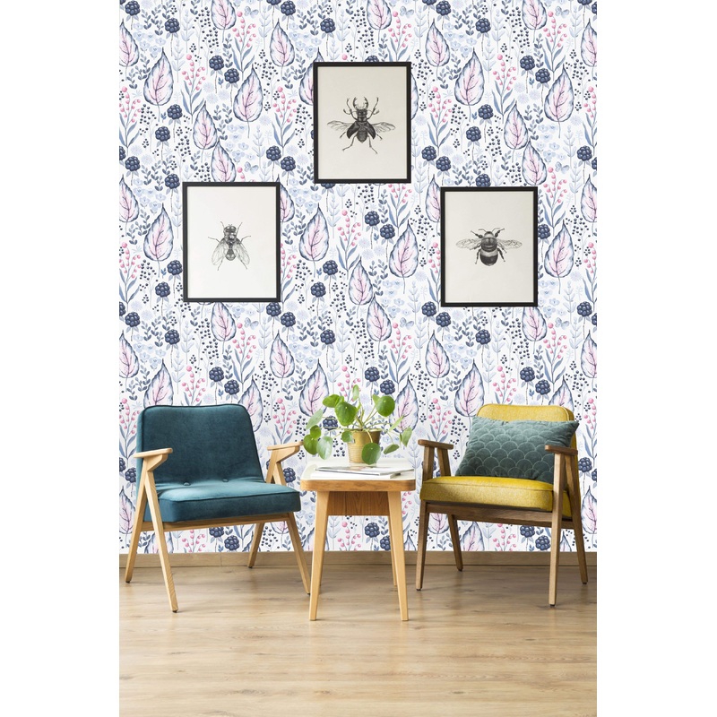 Stylish Wild Berries and Leaves Wallpaper Chic